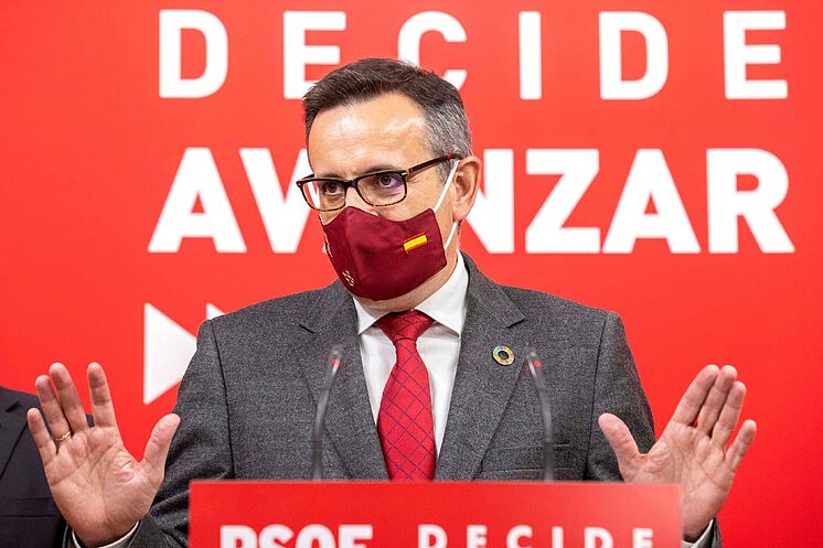 El 99% del PSOE en Murcia vota a favor de la moción de censura