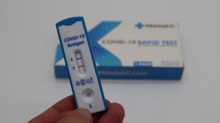 Así son los test rápidos para el coronavirus de Aldi y Lidl
