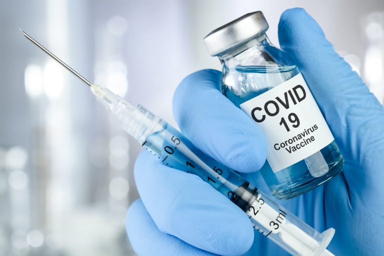Pfizer, Moderna, AstraZeneca, Janssen: ¿a qué grupo va dirigida cada vacuna de la Covid?