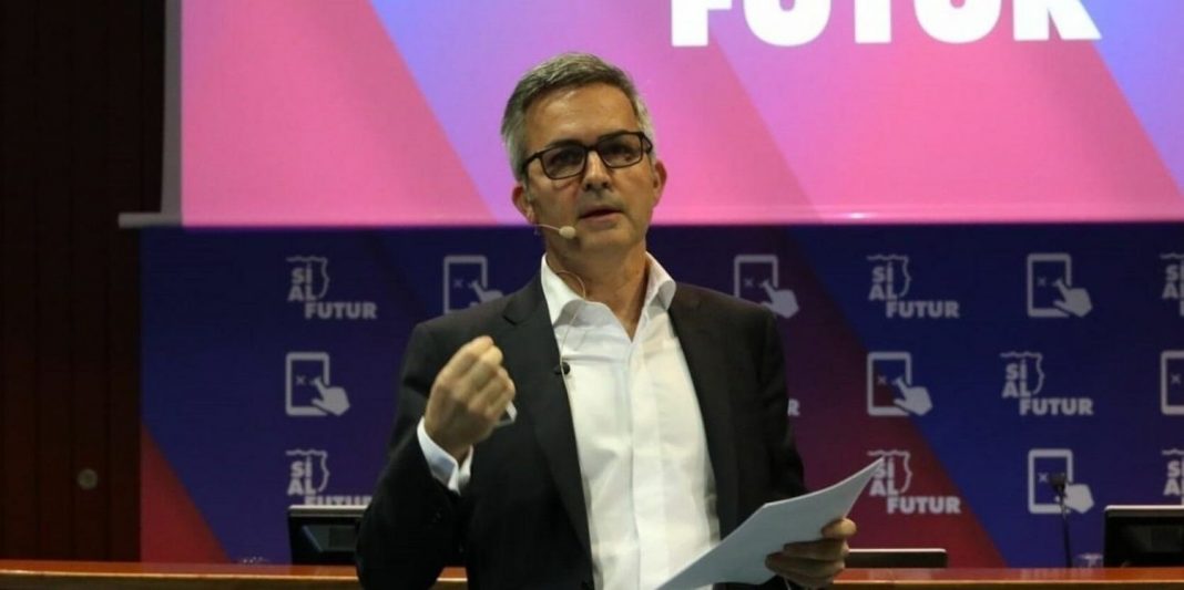 Víctor Font utiliza El Chiringuito para destrozar a Laporta