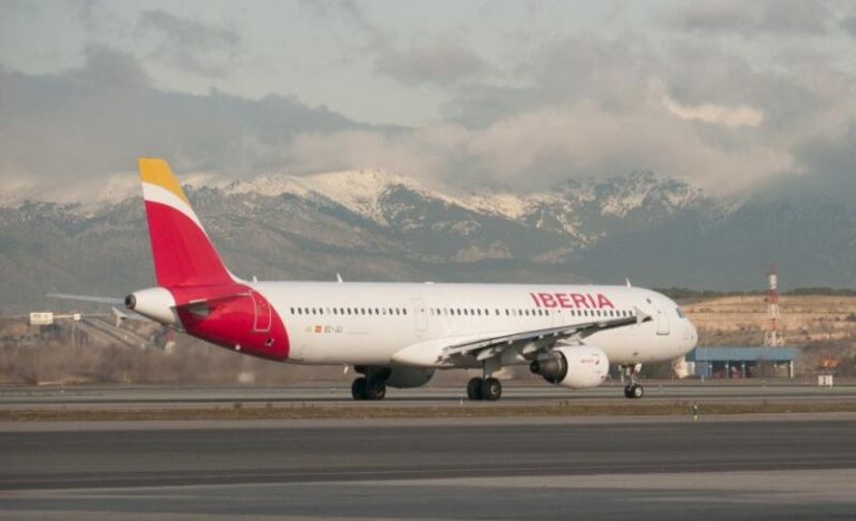 Iberia repatriará a 200 pasajeros desde Marruecos este domingo