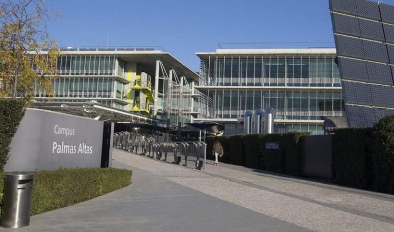 La Guardia Civil registra la sede de Abengoa en Sevilla por orden de la Audiencia Nacional
