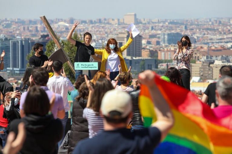 Mónica García alega que con 3 partidos progresistas la unidad «no se divide, se multiplica»