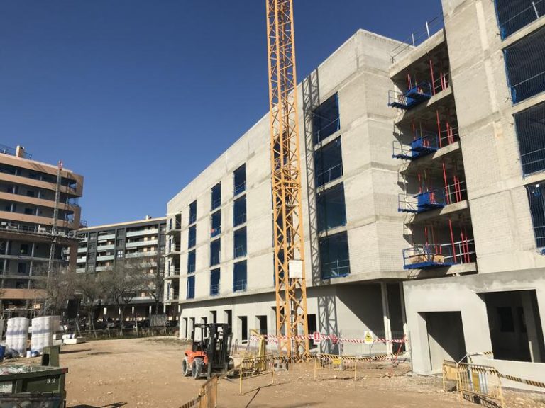La compraventa de viviendas marca su cifra más alta en un año