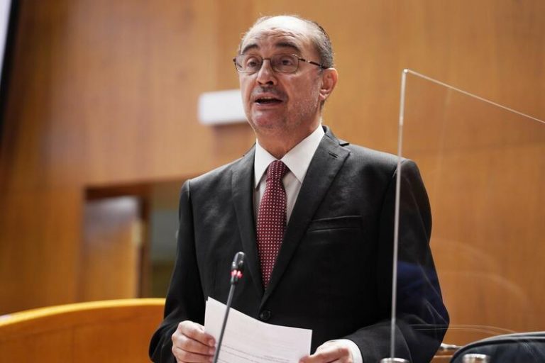 Lambán cree que «no serán necesarias» más restricciones en Aragón cuando decaiga la alarma