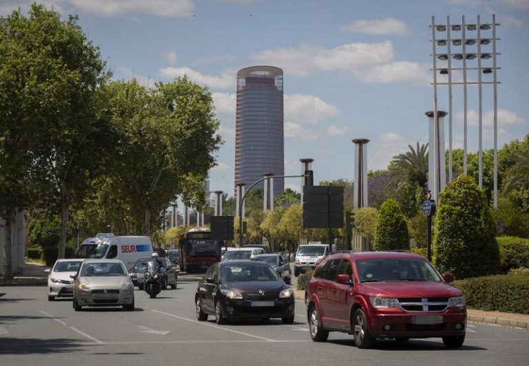 Andalucía recupera la movilidad entre provincias y deja abierta la hostelería hasta las 23:00 horas