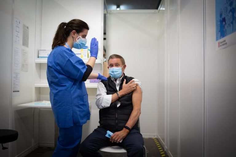Llegan a España 1,5 millones de dosis de la vacuna de AstraZeneca