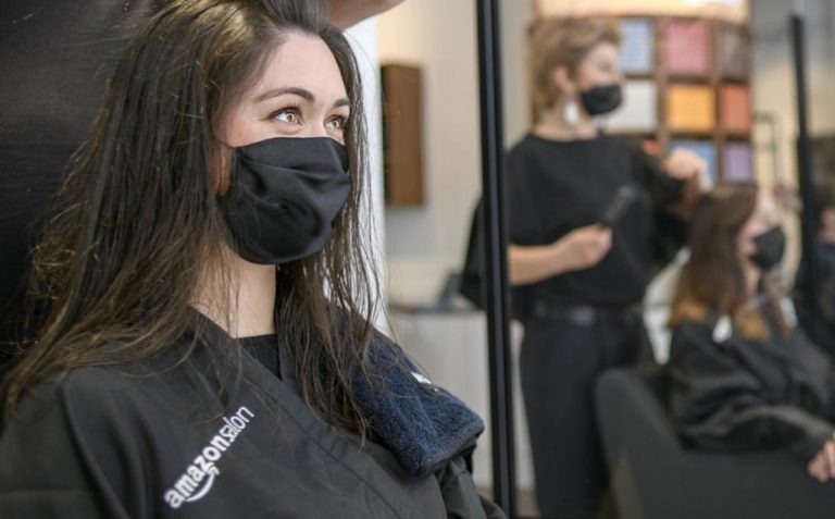 Amazon abre una peluquería en Londres con realidad aumentada