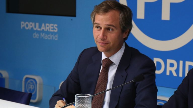 El PP acusa al Gobierno de situar a «muchos ayuntamientos» en riesgo de «quiebra técnica»