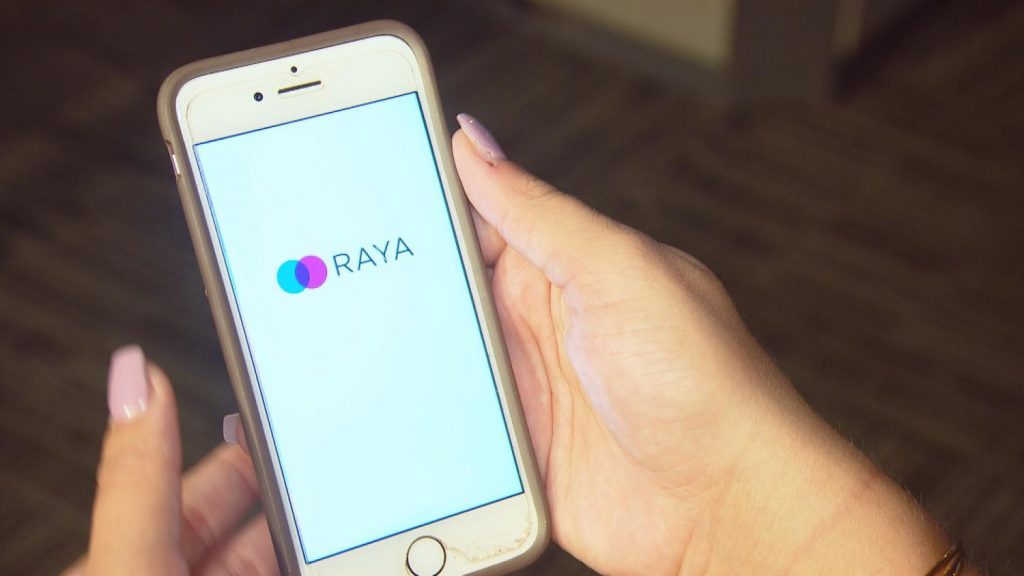 ¿Muchos Famosos Usan La App Raya Solo Para Ligar?