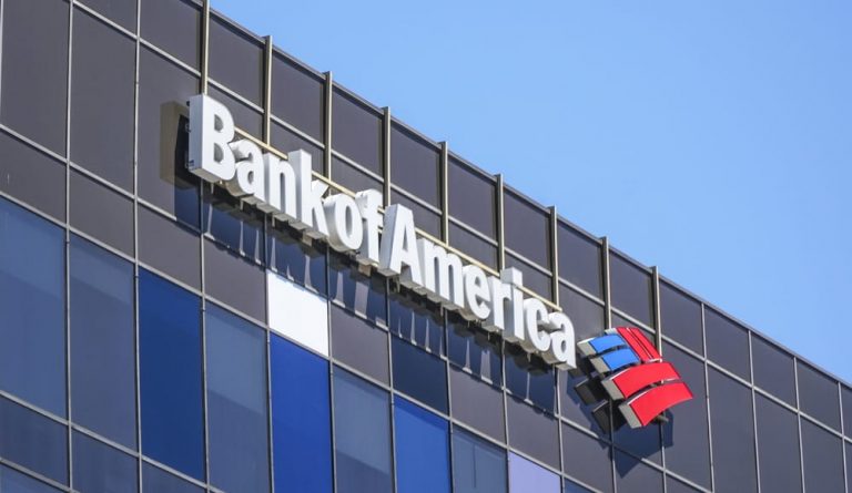 Bank of America gana un 113% más hasta marzo