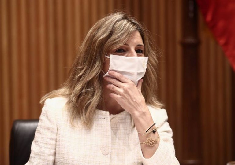 Díaz convoca a los agentes sociales para negociar la nueva prórroga de los ERTE
