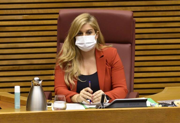 El Botànic rechaza investigar las ayudas al valenciano