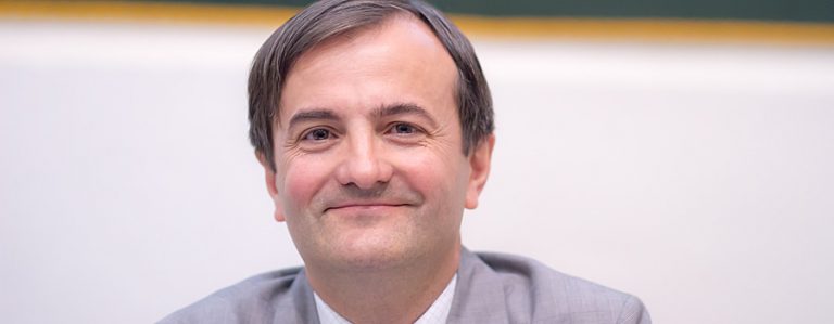 El profesor Eduardo Demetrio, investido doctor ‘honoris causa’ por la Universidad Togatorum