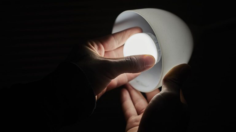 El recibo de la luz se dispara un 46% en abril con respecto al 2020