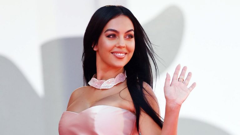 Georgina Rodríguez: los posados más subidos de tono para calentar motores para su docuserie de Netflix
