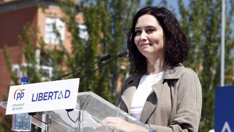 Ayuso espeta a Gabilondo que hablar de muertos es «mezquino»