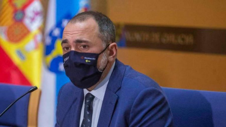 Galicia se prepara para «motivar» restricciones ante el TSXG