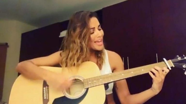 Lara Álvarez, ¿cantante? Este fue el hit que triunfó en 2006