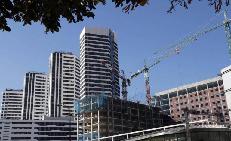 Las compraventas de vivienda cayeron un 3,7% en febrero