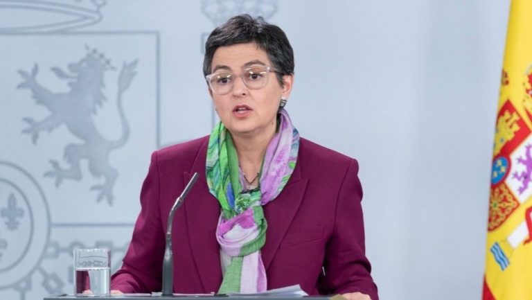 González Laya apela a un «ejercicio de humildad» en la gestión de la pandemia