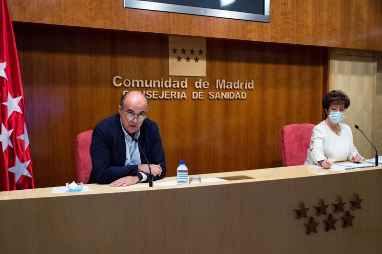 Madrid aplica el cierre perimetral en cinco zonas nuevas y lo levanta en seis