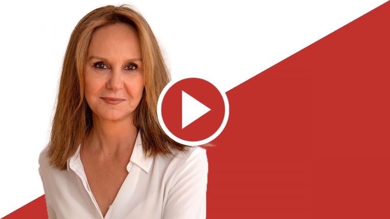 María Dueñas: En Sira «nos reencontramos con una mujer mucho más madura»