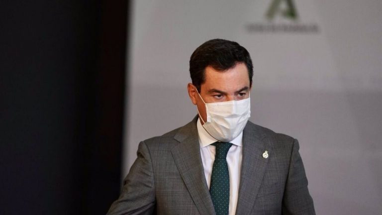 Moreno afirma que el Gobierno no puede ser sólo un «transportista de vacunas»