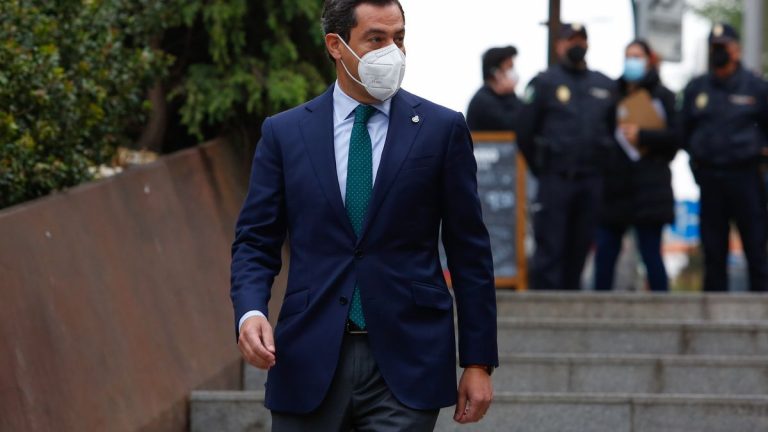 Moreno espera «empezar a abrir el grifo» si la situación está «razonablemente controlada»