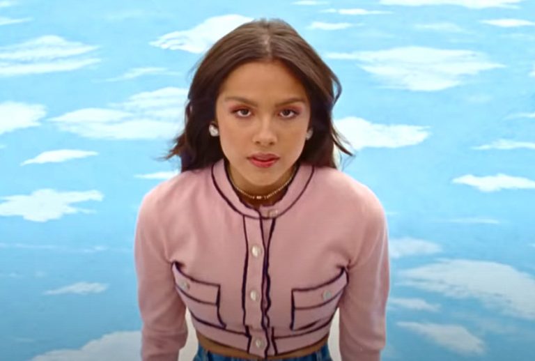 Olivia Rodrigo presenta ‘Deja vu’, ¿igualará el éxito de ‘Drivers license’?