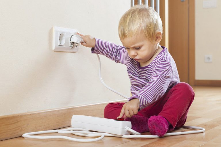Peligros de tu casa cuando tienes niños que no te has dado cuenta