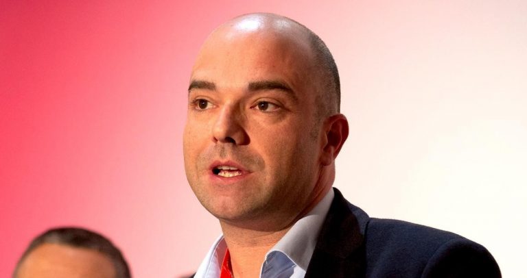 El PSC se desmarca de la apuesta de dejar a Vox sin senador autonómico en Cataluña