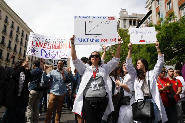 Trabajadores del sector científico se movilizarán contra la reforma de la Ley de Ciencia