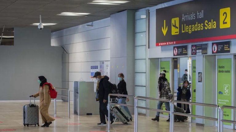 España pierde 15,5 millones de turistas en el primer trimestre del año