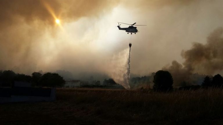 La Xunta impulsa una base aérea para combatir los incendios forestales