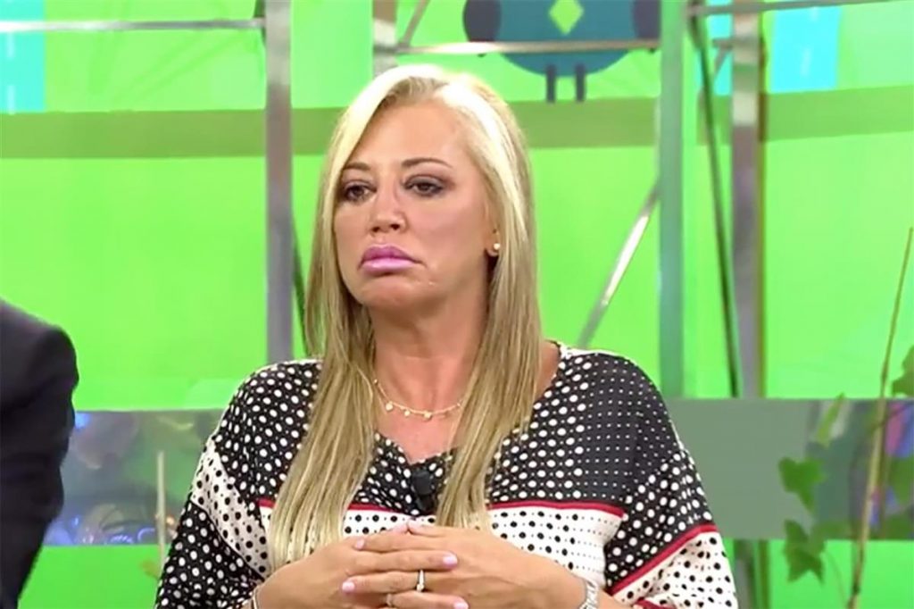 Sálvame: El Motivo Por El Que Kiko Hernández Y Otros Colaboradores Llevan Pinganillo