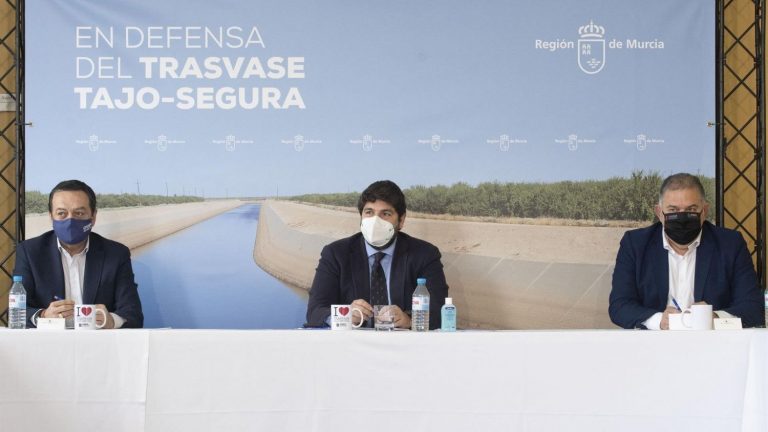 PSOE de Murcia y Comunidad Valenciana firman un manifiesto en defensa del Tajo-Segura