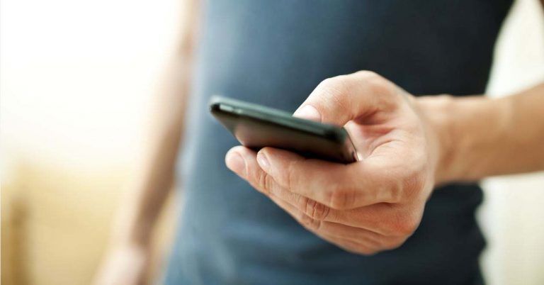El 78,5% de los españoles considera que las redes sociales mienten