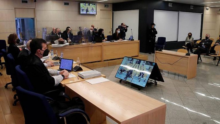 Se suspenden las sesiones del juicio de la ‘caja b’ de esta semana