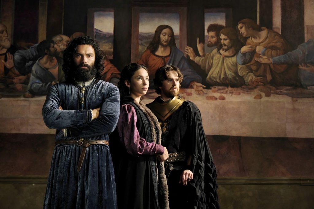 Turner, De Angelis Y Highmore, En Una Escena De 'Leonardo'.