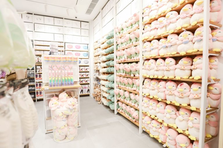 El arrasador diseño japonés de Miniso inicia su despliegue en islas baleares con su primera tienda en Palma de Mallorca