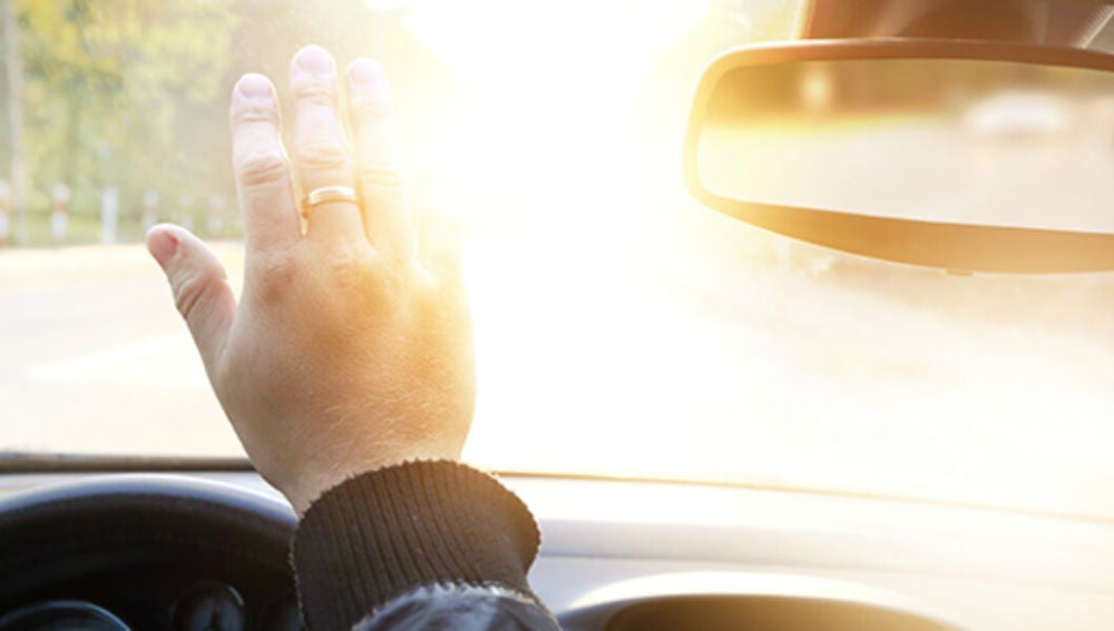 La Importancia De Utilizar Parasol En El Coche