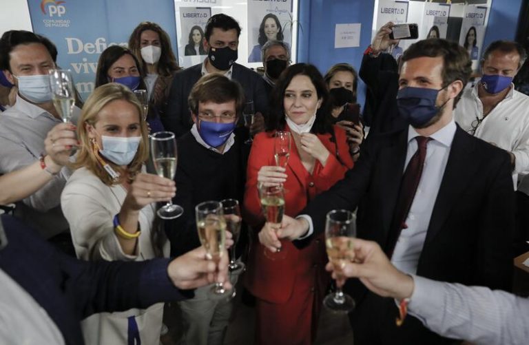 Ayuso, de desconocida «sin complejos» a líder de la derecha