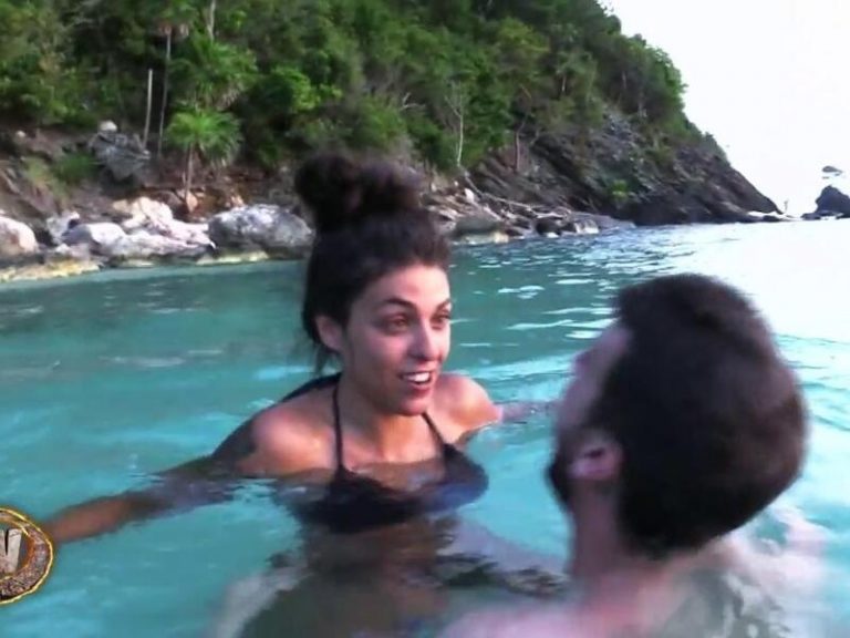 Lola y su novio Iván protagonizan la primera noche de amor en ‘Supervivientes 2021’