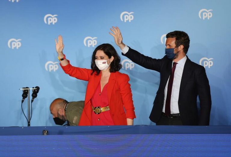 Ayuso no cree que Casado tenga miedo por su triunfo, sino que «lo está disfrutando»