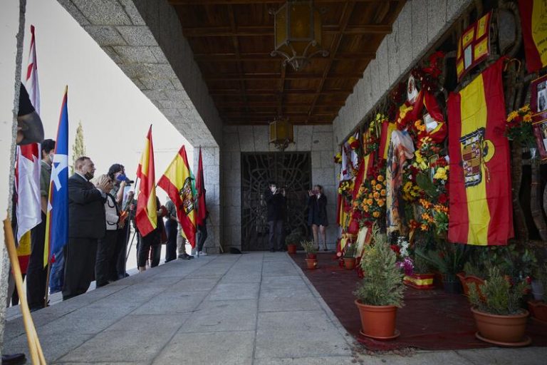 El Estado ha gastado hasta el momento cerca de 125.000 euros en la tumba de Franco