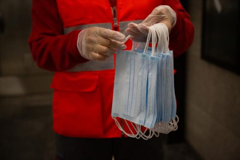 Cataluña replanteará el uso de mascarilla «en las próximas semanas» si avanza la vacunación