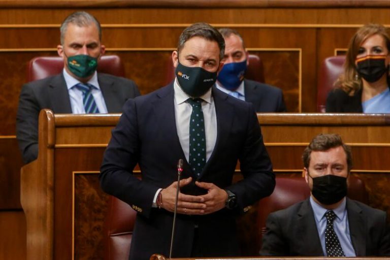 Abascal habla de 10.000 migrantes llegados a Ceuta y pide una «respuesta de fuerza»