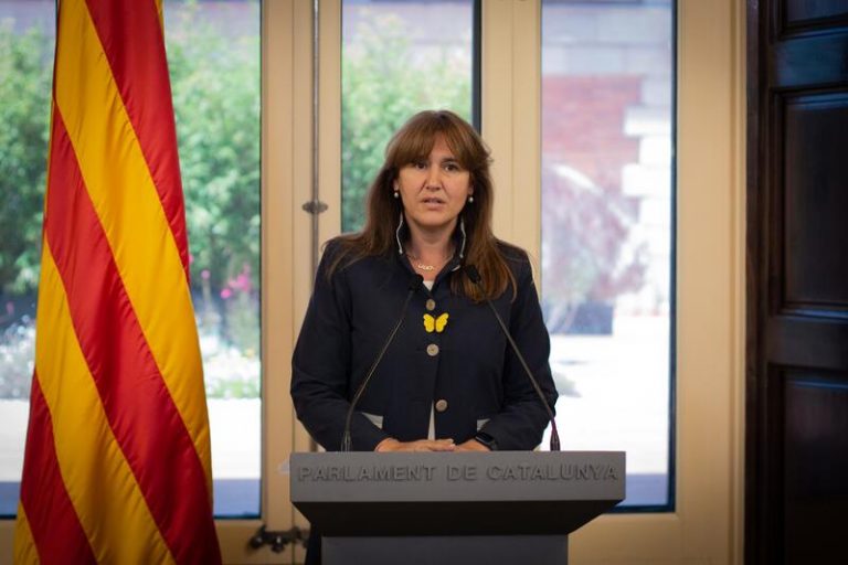 Borràs no irá a ver al Rey para comunicarle la investidura de Pere Aragonès