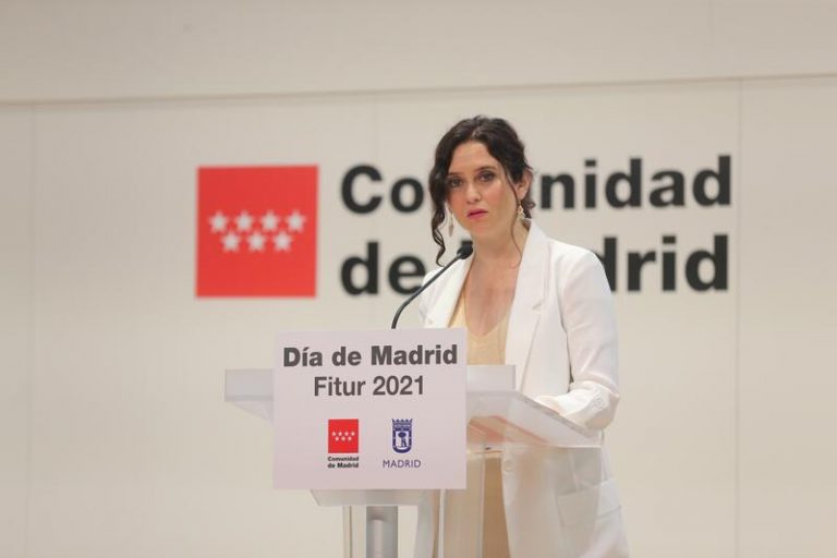 Ayuso: «La Agenda 2050 es una catequesis progre, a este paso prohibirán los chuletones»
